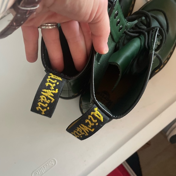 COPY - Dr. Martens Green Leather Boots display picture 1